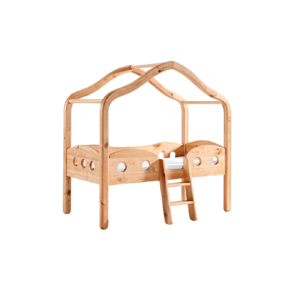 **Technische titel in het Nederlands: Houten Kinderbed met Huisvorm en Ladder**